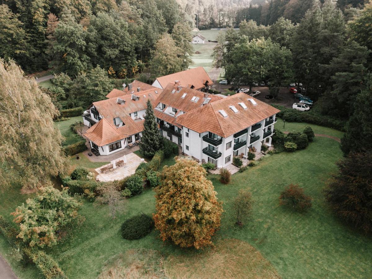 Landhotel Waldhaus Laubach  Buitenkant foto